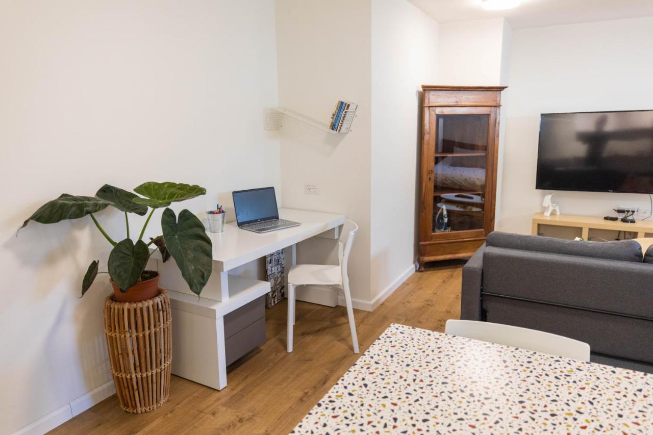 Sheba-Shik Apartment, Tel Hashomer שיבא-שיק, תל השומר,דירת סטודיו מקסימה! Рамат-Ган Экстерьер фото