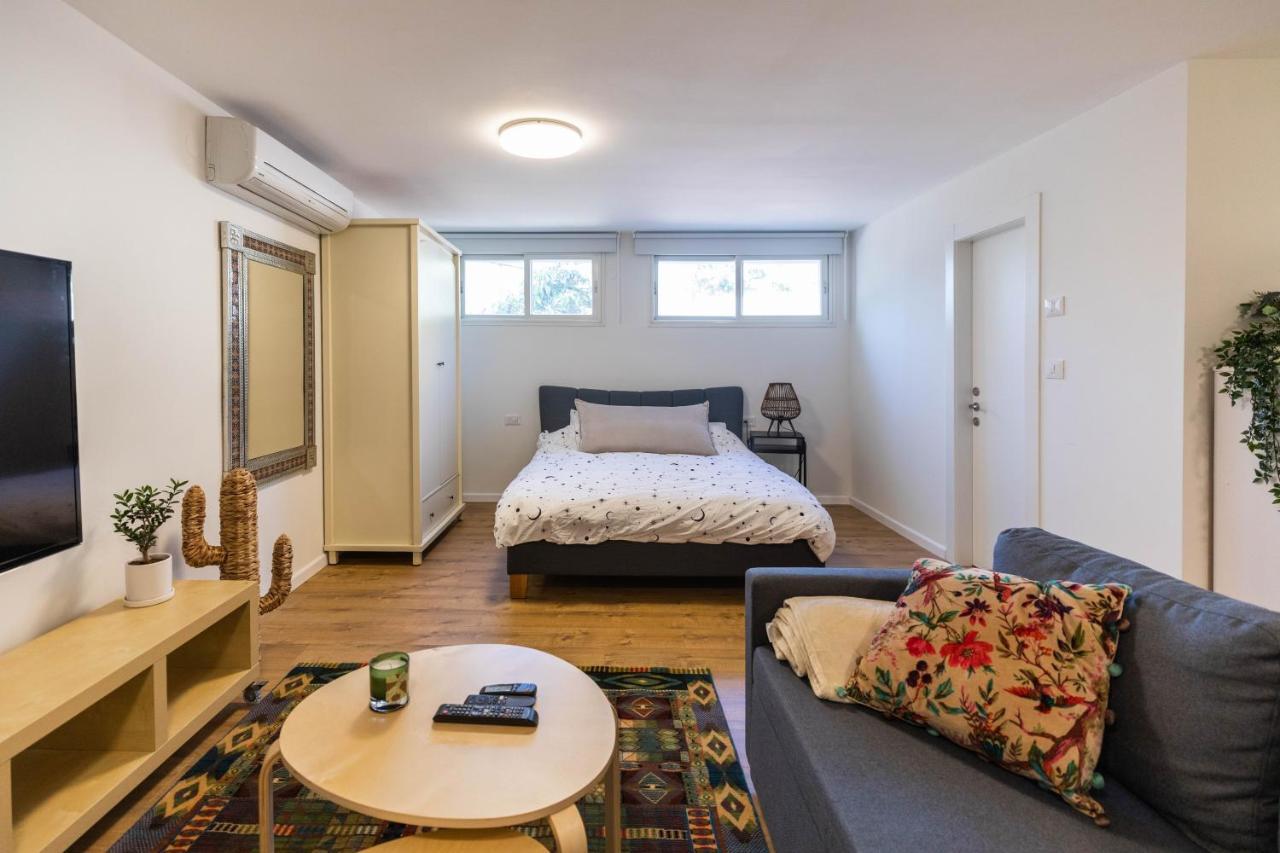 Sheba-Shik Apartment, Tel Hashomer שיבא-שיק, תל השומר,דירת סטודיו מקסימה! Рамат-Ган Экстерьер фото