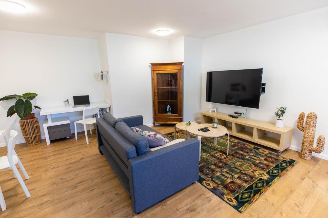 Sheba-Shik Apartment, Tel Hashomer שיבא-שיק, תל השומר,דירת סטודיו מקסימה! Рамат-Ган Экстерьер фото
